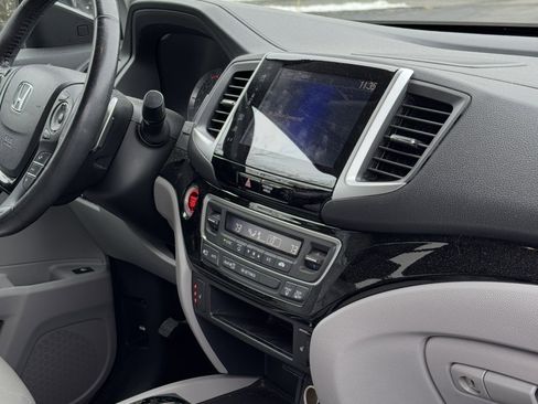 Used 2020 Honda Ridgeline RTL-E image 9