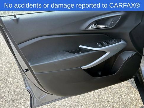 Certified 2024 Chevrolet Trax RS w/ Driver Confidence Package FWD image 16