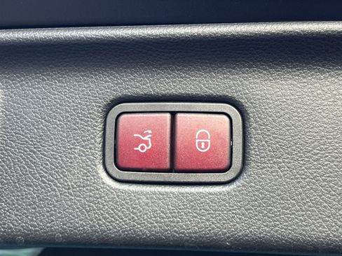 Certified 2023 Mercedes-Benz S 580 4MATIC Sedan image 25