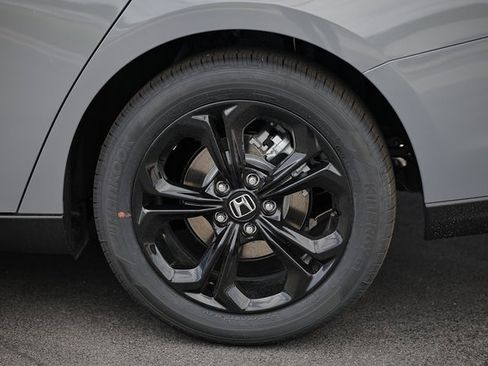 New 2025 Honda Accord SE image 7