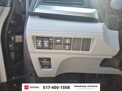 Used 2022 Honda Odyssey EX-L image 16
