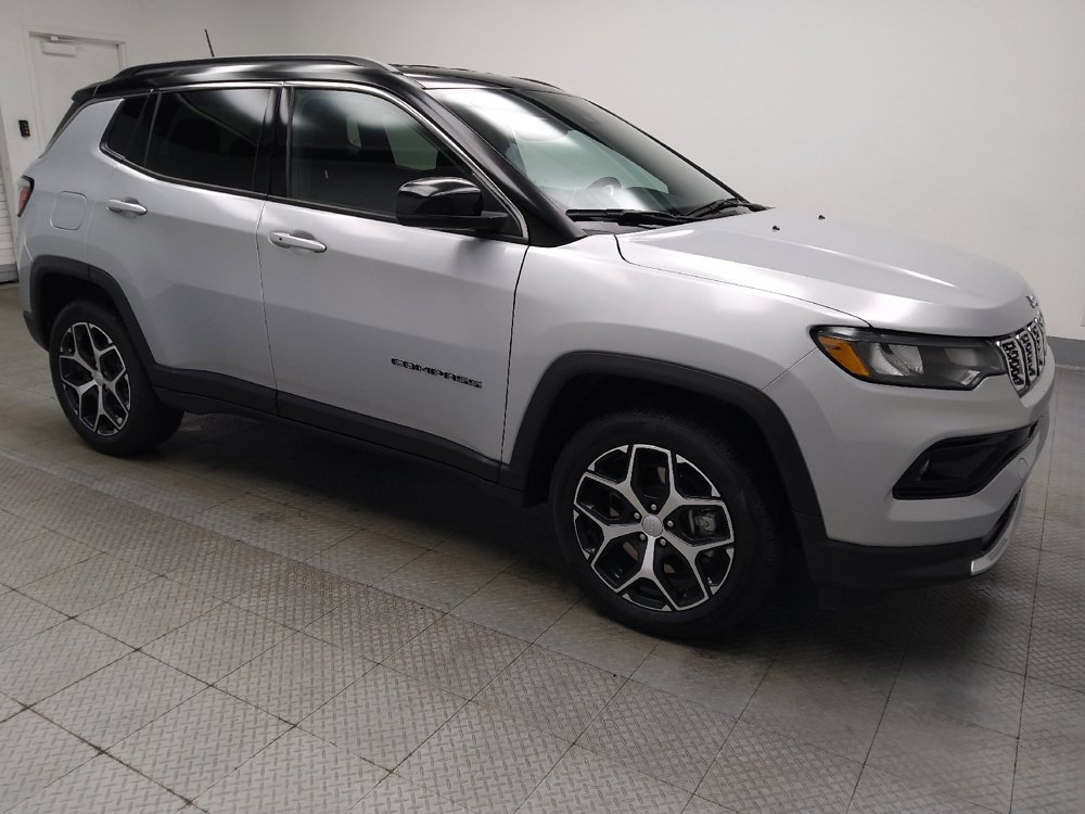 Used 2024 Jeep Compass Limited AWD/4WD image 11