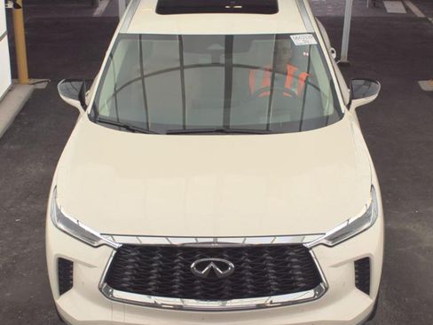 Certified 2023 INFINITI QX60 Sensory w/ Vision Package AWD/4WD image 2