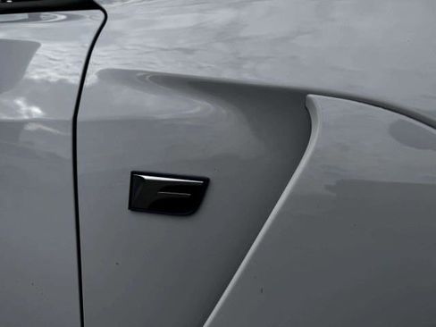 Used 2017 Lexus RC F RWD image 10