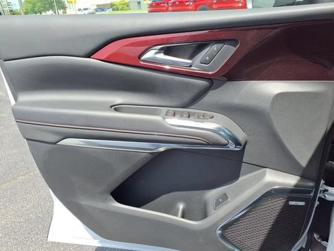 New 2026 Chevrolet Traverse Z71 w/ Enhanced Driving Package AWD/4WD image 12