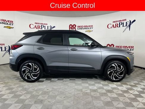 Used 2024 Chevrolet TrailBlazer RS w/ Driver Confidence Package FWD image 9