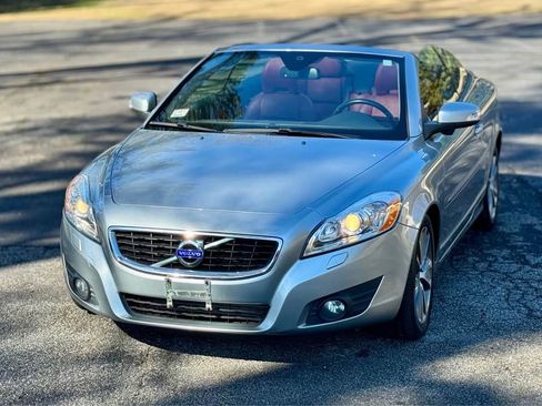 Used 2012 Volvo C70 T5 w/ Climate Pkg image 21