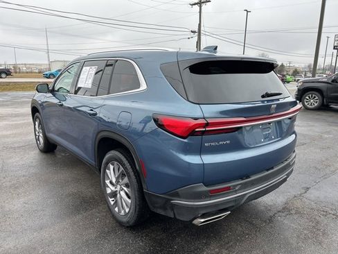 Used 2025 Buick Enclave Preferred image 7