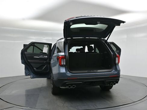 New 2026 Ford Explorer ST AWD/4WD image 33