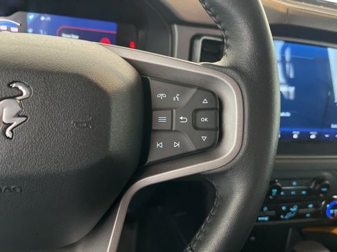 Used 2024 Ford Bronco Badlands w/ Sasquatch Package AWD/4WD image 7