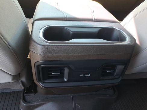 Used 2023 Chevrolet Silverado 1500 LT image 10