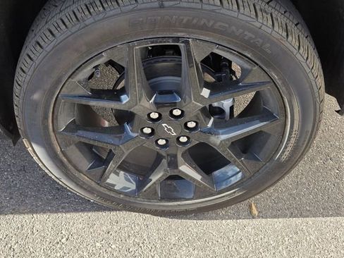 New 2026 Chevrolet Traverse RS w/ LPO, Floor Liner Package image 5