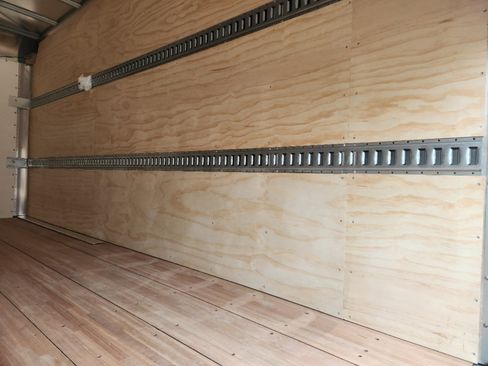 New 2024 Chevrolet Express 3500 w/ Power Convenience Package image 33