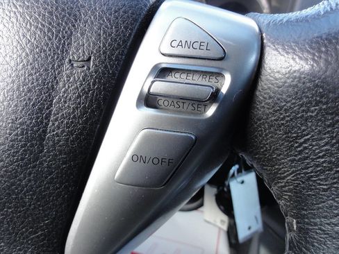 Used 2016 Nissan Versa Note SV image 37