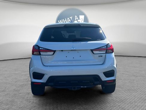 Used 2025 Mitsubishi Outlander Sport LE AWD/4WD image 5