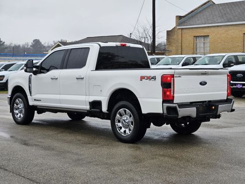 Used 2025 Ford F250 Lariat w/ Chrome Package image 4