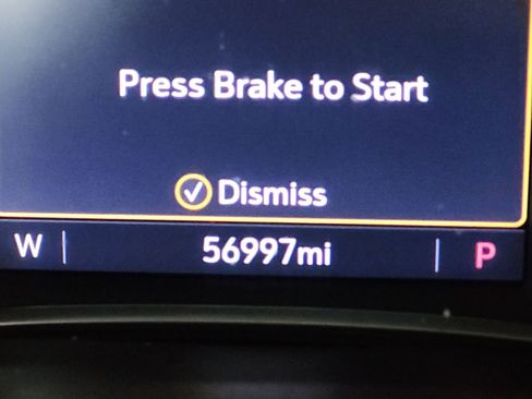 Used 2020 Chevrolet Traverse LT image 6