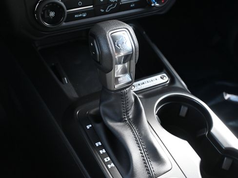 New 2026 Ford Bronco 4-Door AWD/4WD image 25