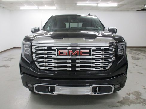 New 2026 GMC Sierra 1500 Denali w/ Denali Reserve Package image 2