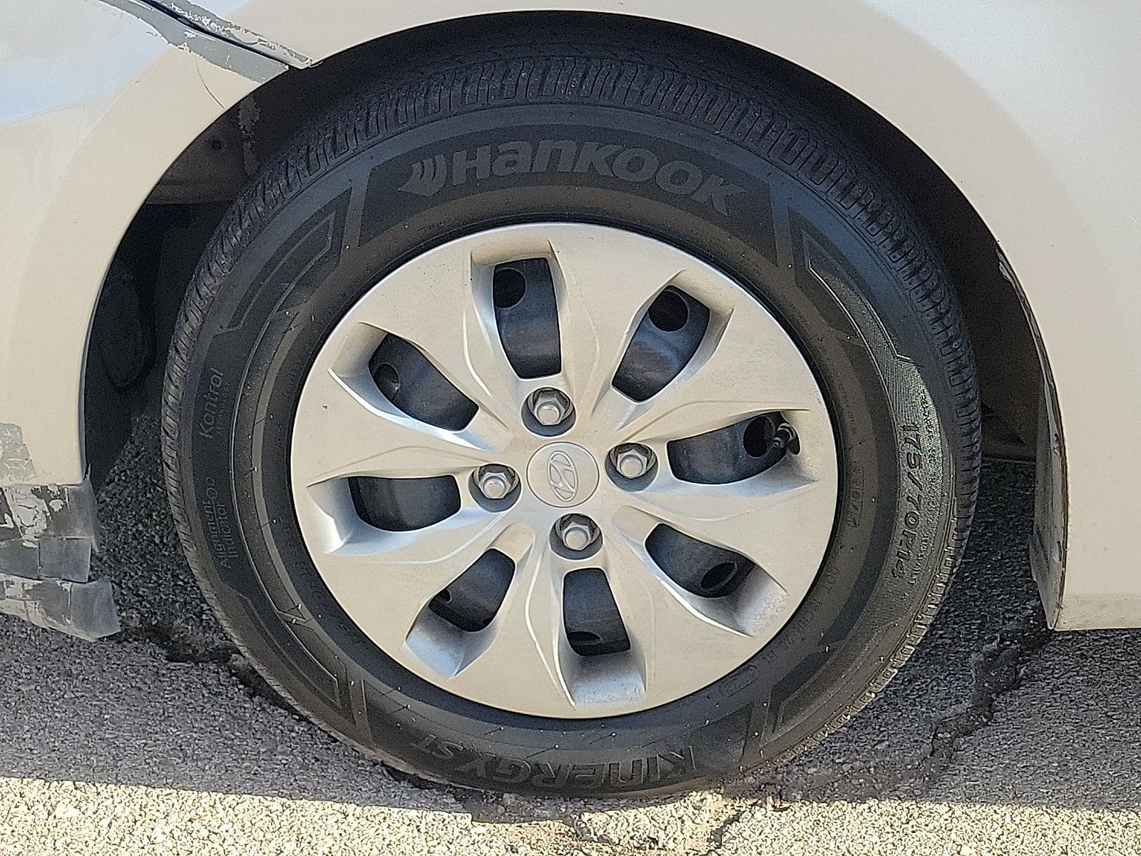 Used 2017 Hyundai Accent SE FWD image 7