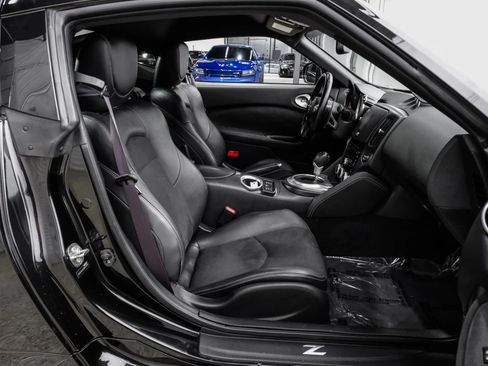Used 2012 Nissan 370Z Touring w/ Sport Pkg RWD image 40