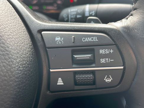 Used 2024 Honda Accord EX-L image 9