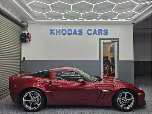 Used 2011 Chevrolet Corvette Grand Sport w/ Preferred Equipment Group image 5