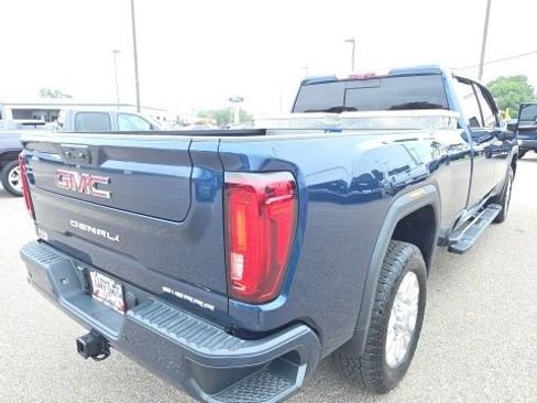 Used 2021 GMC Sierra 2500 Denali w/ Denali Ultimate Package AWD/4WD image 12