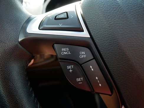 Used 2018 Ford Edge Titanium w/ Equipment Group 302A AWD/4WD image 26