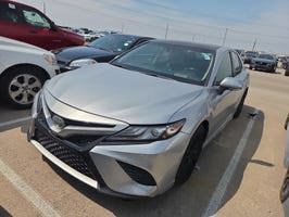 Used 2018 Toyota Camry XSE w/ Driver Assist Package FWD image 1