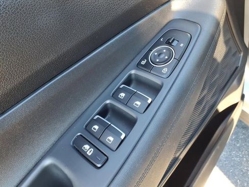 Used 2023 Hyundai Santa Fe SE image 7