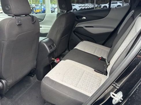 Used 2023 Chevrolet Equinox LS w/ Driver Confidence II Package FWD image 4
