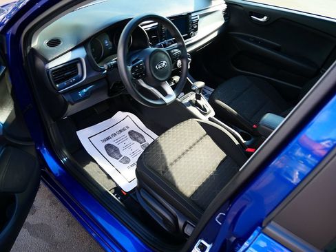 Used 2019 Kia Rio S w/ Technology Package FWD image 9