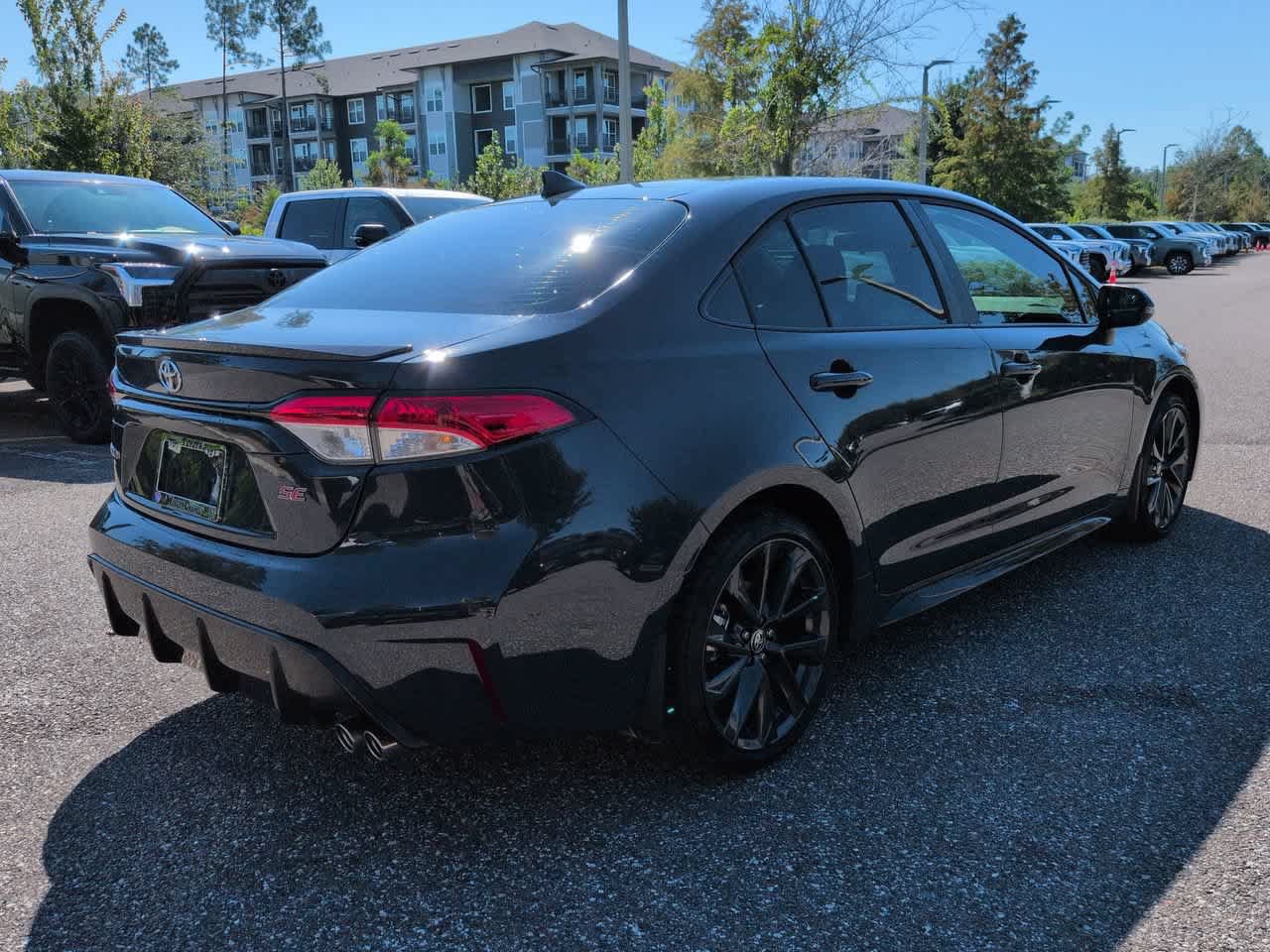 Certified 2026 Toyota Corolla SE w/ SE Package FWD image 6