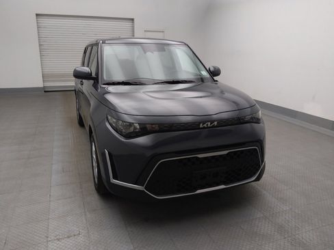 Used 2025 Kia Soul LX image 14