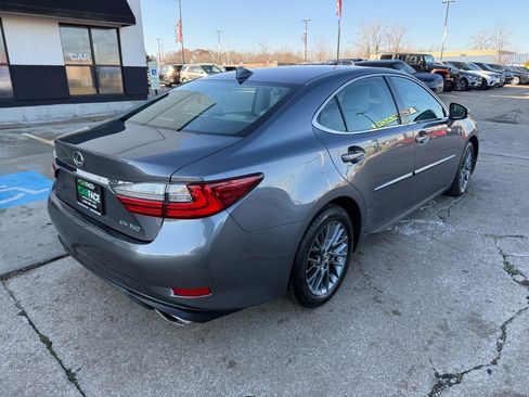 Used 2018 Lexus ES 350 w/ Premier Package image 14