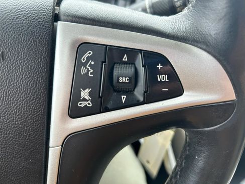 Used 2014 Chevrolet Equinox LT w/ Driver Convenience Package image 19