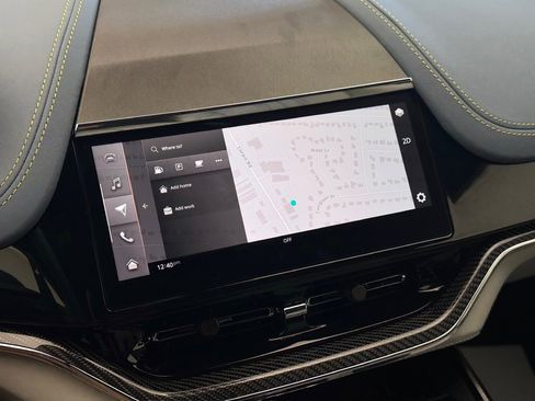 Used 2025 Aston Martin DBX 707 image 12