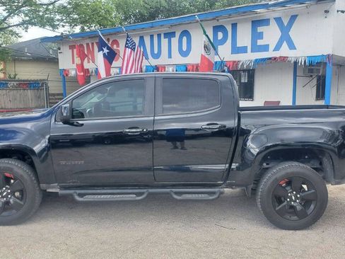 Used 2020 Chevrolet Colorado LT w/ Redline Special Edition RWD image 6