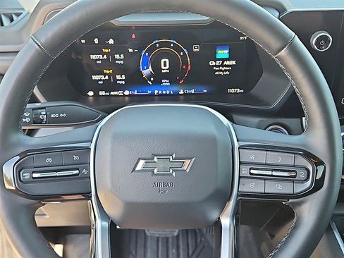 Used 2025 Chevrolet Colorado Trail Boss AWD/4WD image 15