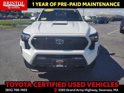Certified 2024 Toyota Tacoma TRD Sport w/ TRD Sport Upgrade Package AWD/4WD image 2