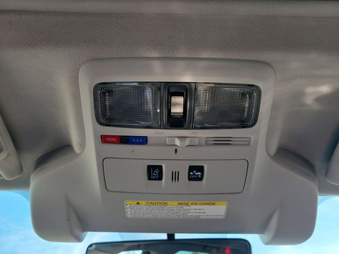 Used 2018 Subaru Forester 2.5i Touring image 22