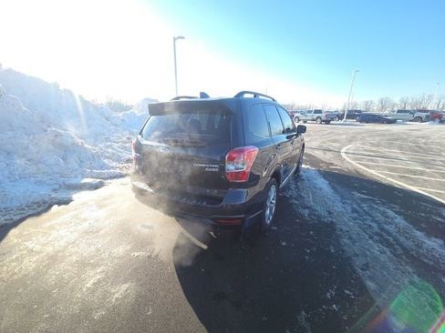 Used 2016 Subaru Forester 2.5i Touring w/ Eyesight & Navigation System image 6