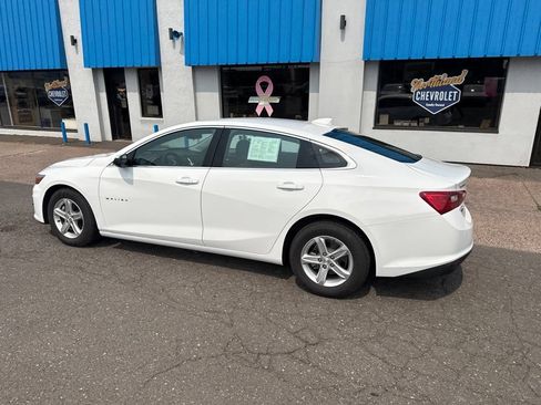 Used 2024 Chevrolet Malibu LT FWD image 18