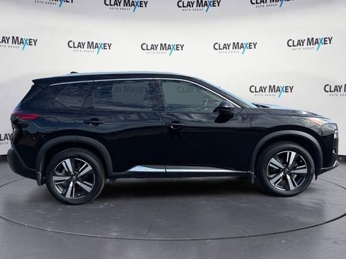 Used 2023 Nissan Rogue SL image 6