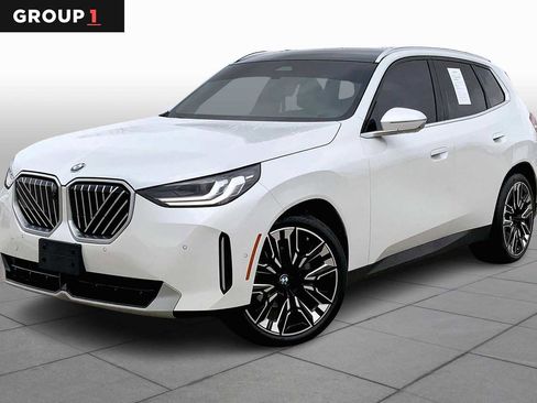 Used 2025 BMW X3 xDrive30i w/ Premium Package image 1