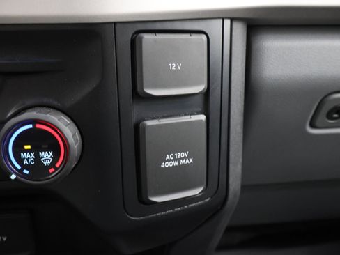 Used 2024 Ford F250 XLT AWD/4WD image 46