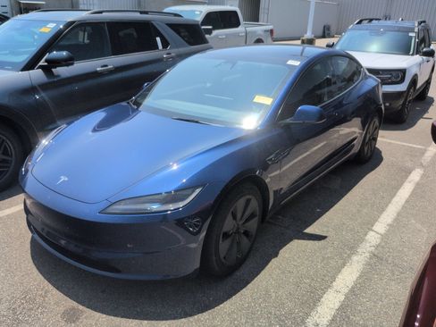 Used 2024 Tesla Model 3 Long Range AWD/4WD image 2