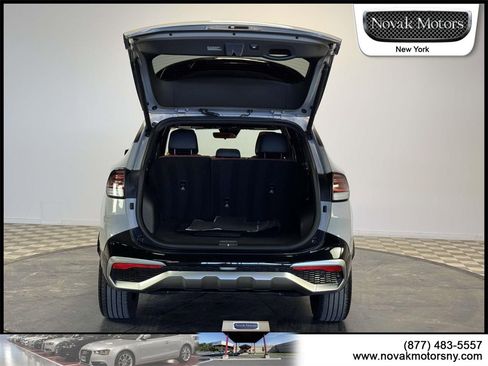 Used 2023 Kia Sportage SX image 9