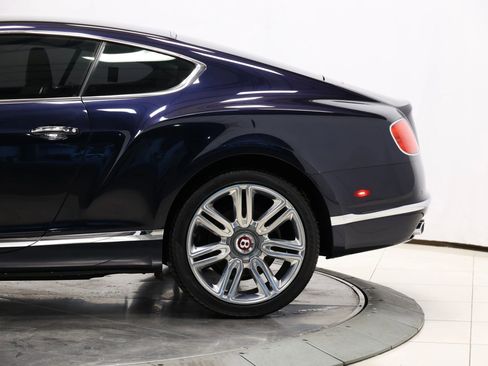 Used 2017 Bentley Continental GT image 10